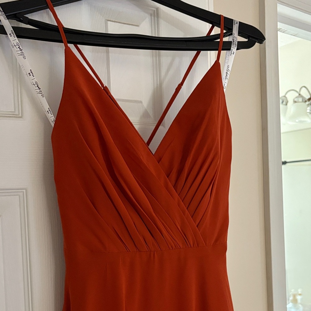 Chic Strapless Rust Dress